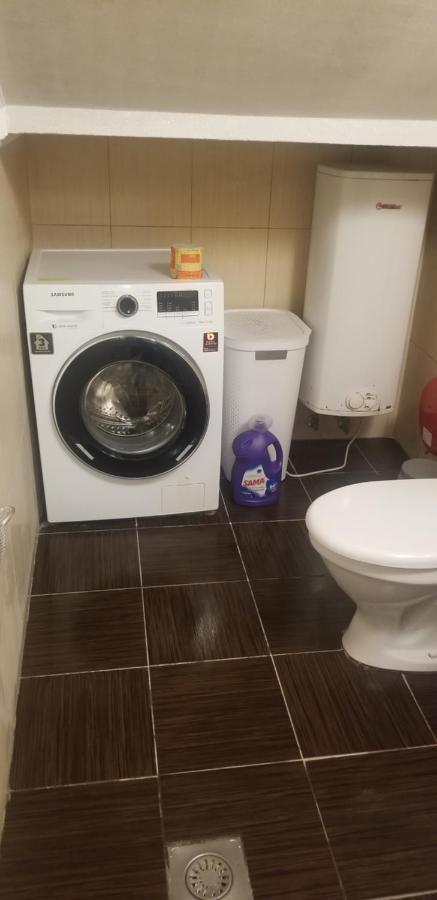 Apartamento Студіо На Кoновальця Leópolis Exterior foto